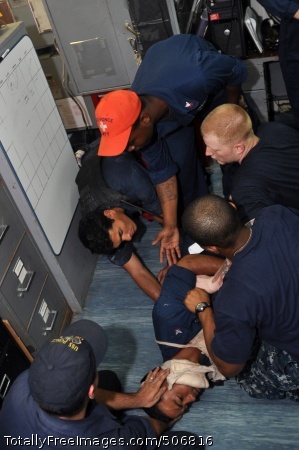 101112-N-7293M-126
INDIAN OCEAN (Nov. 12, 2010) Sailors aboard the amphibious transport dock USS Ponce (LPD 15) conduct a medical training exercise. Ponce is part of the Kearsarge Amphibious Ready Group supporting maritime security operations and theater security cooperation efforts in the U.S. 5th Fleet area of responsibility. (U.S. Navy photo by Mass Communication Specialist 1st Class Nathanael Miller/Released)