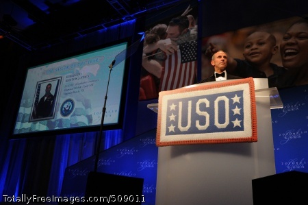 101007-N-9818V-261
WASHINGTON (Oct. 7, 2010) Vice Chief of Naval Operations (VCNO) Adm. Jonathan Greenert introduces Explosive Ordnance Disposal Technician 2nd Class Kenton Stacy as the USO Sailor of the Year at the 2010 USO Gala. (U.S. Navy photo by Mass Communication Specialist 1st Class Jennifer A. Villalovos/Released)