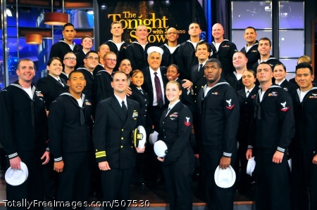 101112-N-7456N-012
BURBANK, Calif. (Nov. 11, 2010) Sailors assigned to the aircraft carriers USS Carl Vinson (CVN 70) and USS Nimitz (CVN 68) pose for a group photo with The Tonight Show's host Jay Leno after a filming of the show. (U.S. Navy photo by Mass Communication Specialist 3rd Class Joshua R. Nistas/Released) 